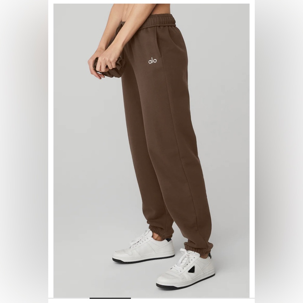 Alo Yoga Accolade Sweatpant